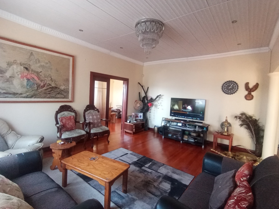 5 Bedroom Property for Sale in Baysville Eastern Cape
